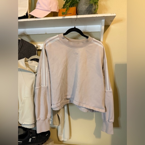 Adidas Cropped Sweatshirt Oversized Medium Women's Light Purple 🤍 Cute EUC! - Picture 5 of 5